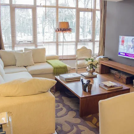 Blanco Apartment *