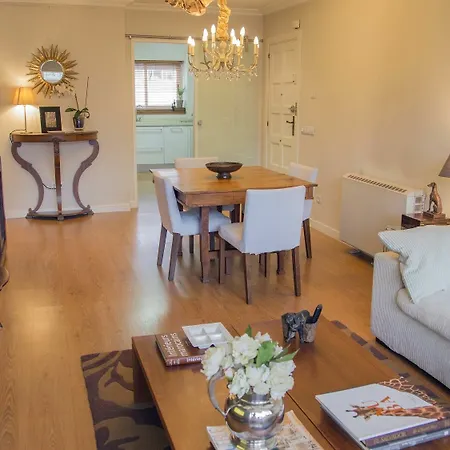 Blanco Apartment *